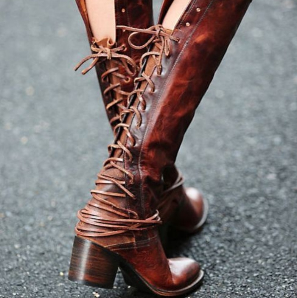 Freebird Coal Boots - Cognac